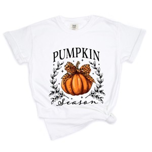 Simply Sage Market Pumpkin Season Leopard Bow Garment Dyed Tee - 1 of 4
