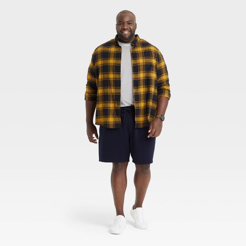 Men's 8.5" Regular Fit Ultra Soft Fleece Pull-On Shorts - Goodfellow & Co™, 3 of 6