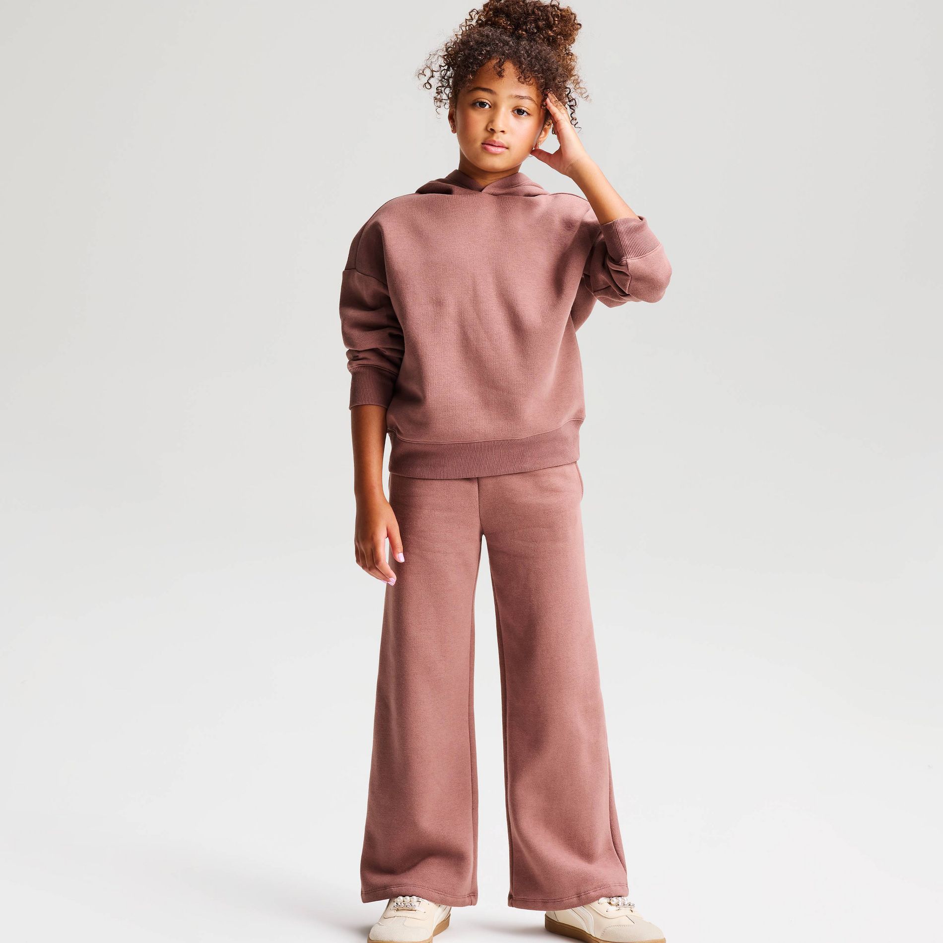 Girls' Fleece Wide Leg Sweatpants - Cat & Jack™ Dusty Brown L