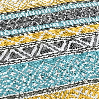 four colors - yellow/green/grey/white