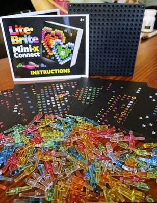 Lite Brite Basic Fun! 02216 Mini, Light Up Drawing Board, Mini LED Drawing  Board