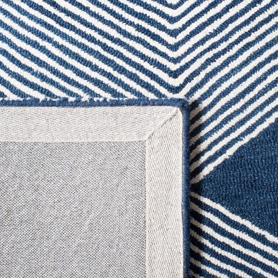 Ivory and Navy Round Hand-Tufted Wool Area Rug