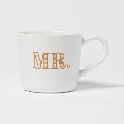 Monogramed Gold Single Initial Coffee Mug – Southern Touch Monograms