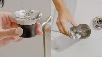 Brushed Stainless Steel Single Wall Cocktail Shaker with Jigger Cap