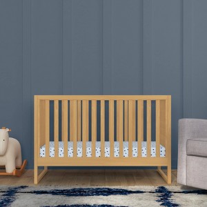 DaVinci Hunter 3-in-1 Convertible Crib - 1 of 4