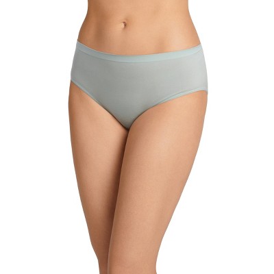 Jockey Women's Smooth & Shine Seamfree Brief