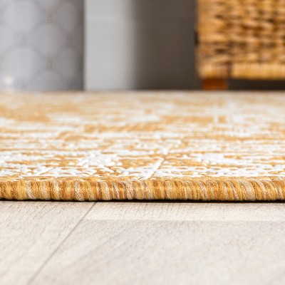 Sinjuri Yellow/Cream Medallion Hand-Woven 9' x 12' Indoor/Outdoor Rug