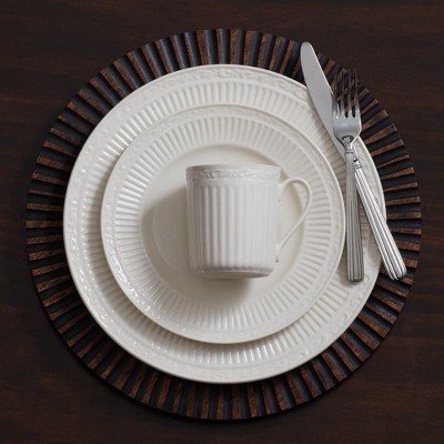 Italian Countryside White Porcelain 16-Piece Dinnerware Set, Service for 4