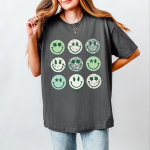 Simply Sage Market S.W.Smiley St. Patrick's Smiley Chart Heavyweight Tee - 1 of 4