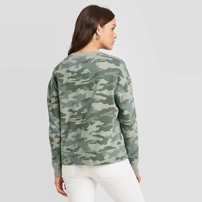 universal thread camo sweatshirt