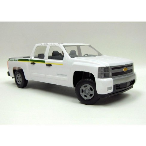 John deere cheap pickup truck toy