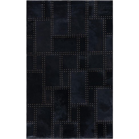 5’x8’ Safavieh Geometric Area Rug good Black