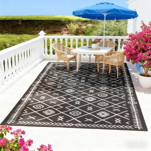 Airsurfer 9'x18' Black and White Outdoor Rug Geometric Patio Area Rug Weather-resistant Carpet for Patio and Deck Spaces - 1 of 4