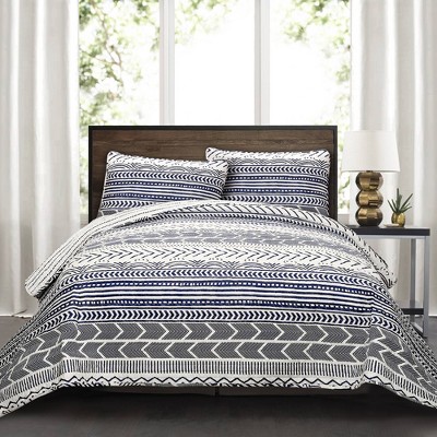 Navy and White Full/Queen Cotton Reversible Quilt Set