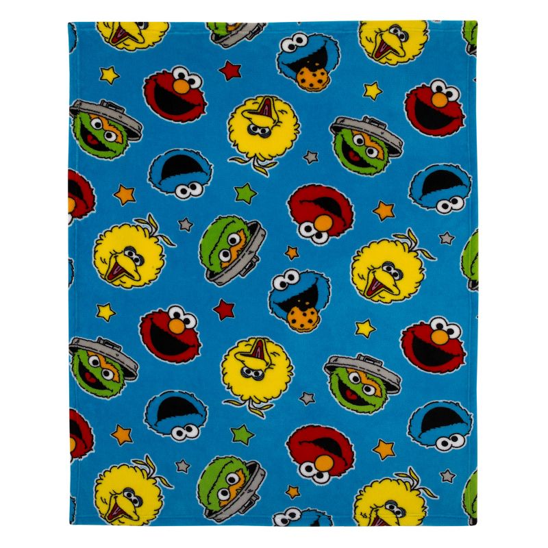 Sesame Street Come and Play Blue, Green, Red and Yellow, Elmo, Big Bird, Cookie Monster, and Oscar the Grouch Toddler Blanket, 2 of 6