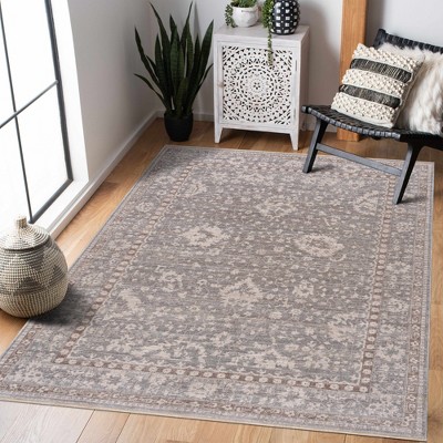 Hauteloom Bisbin Area Rug