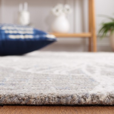 Beige and Ivory Hand-Tufted Wool 4' x 6' Area Rug