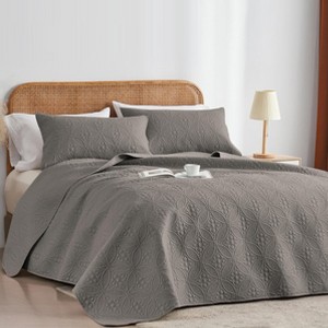 BAGOKIE 3 Pieces Quilt Set for All Season - 1 of 4
