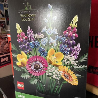 Lego Icons Wildflower Bouquet Valentine Décor 10313 : Target