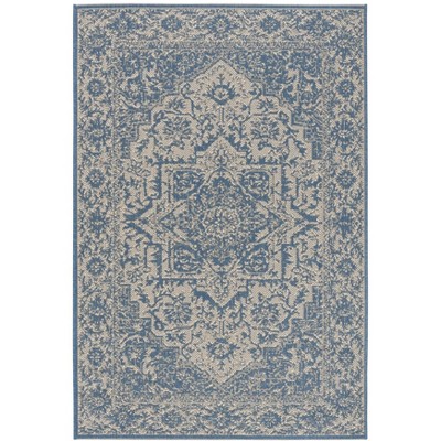 Beach House BHS139 Power Loomed Rug - Safavieh