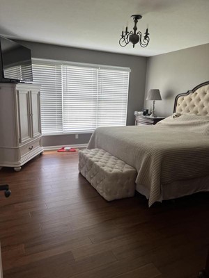 Guest review image 1 of 1, zoom in