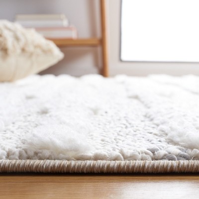Ivory Diamond Shag Synthetic 4' x 6' Area Rug