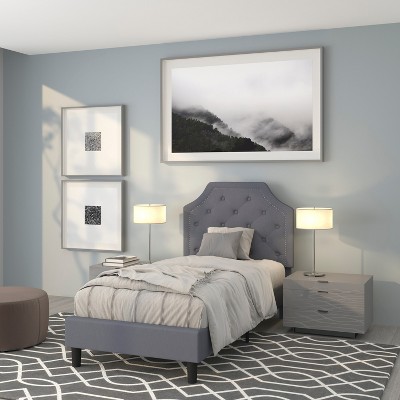 Elegant Twin-Size Light Gray Upholstered Bed with Tufted Headboard and Nailhead Trim