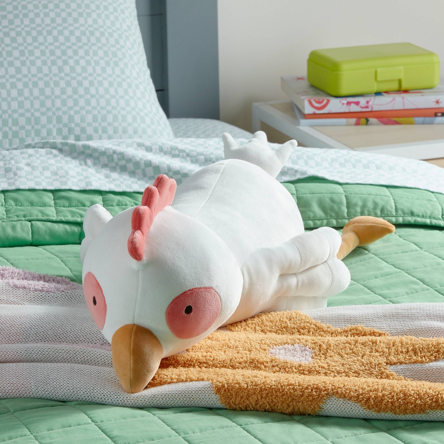 Детские мягкие игрушки Pillowfort Chicken Weighted Plush Kids' Throw Pillow White, цвет: Белый — фото 2