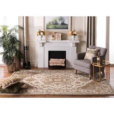 Handmade Beige and Sage Wool Tufted Round Rug