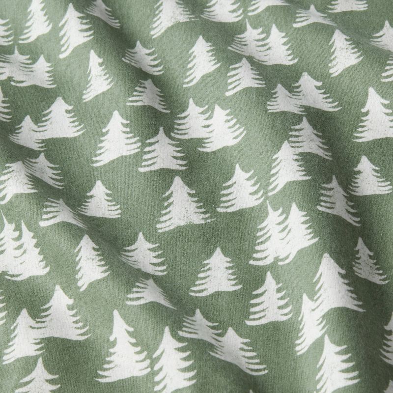 Full Holiday Pattern Flannel Sheet Set Trees - Threshold&#8482;, 4 of 5