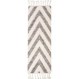 Kenya KNY901 Hand Knotted Area Rug  - Safavieh - 1 of 3