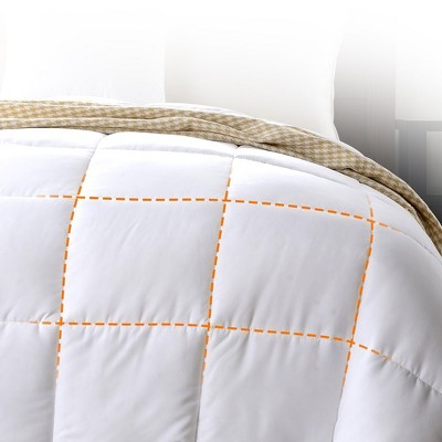 Queen White Microfiber Down Alternative Comforter