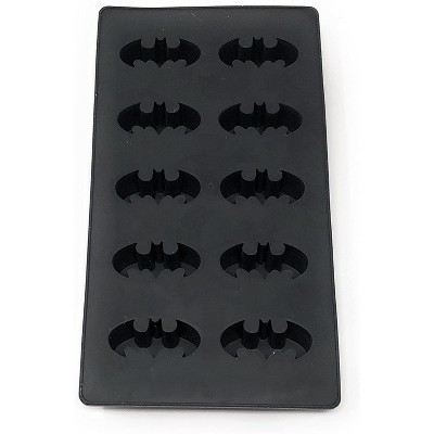 Large Ice Cube Tray - BPA-Free and Flexible Silicone Mold Makes Eight  2x2-Inch Cubes - Chill Water, Lemonade, Cocktails, or Juice by Home-Complete