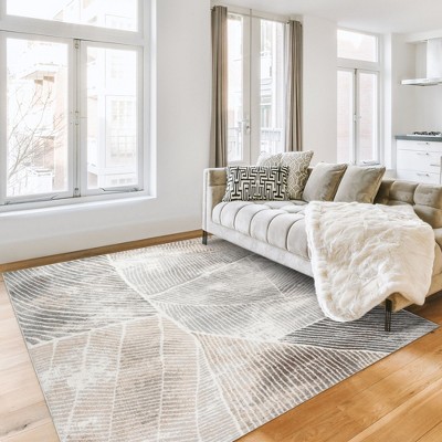 Gray and Beige Abstract Tufted Synthetic 5' x 7' Area Rug