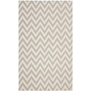 Dhurries DHU557 Hand Woven Flat Weave Indoor Rugs - Safavieh - 1 of 4
