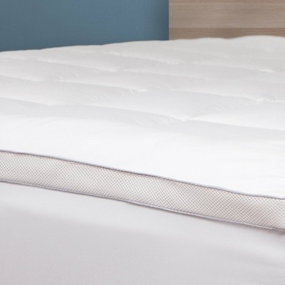 Twin White Down Alternative Thermoregulating Mattress Pad