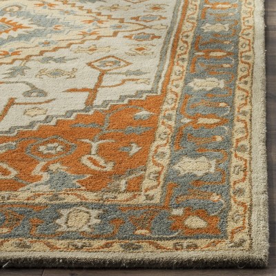 Elegant Heritage Light Blue Hand-Tufted Wool Area Rug, 5' x 8'