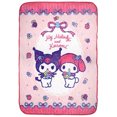 Hello Kitty More Bows Woven Tapestry Throw