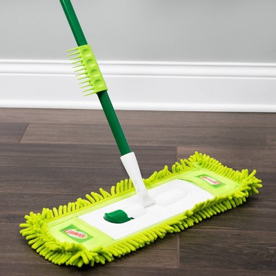 How To Choose And Use A Dust Mop