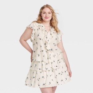 Women's Flutter Short Sleeve Blouse - Universal Thread™ - 1 of 3
