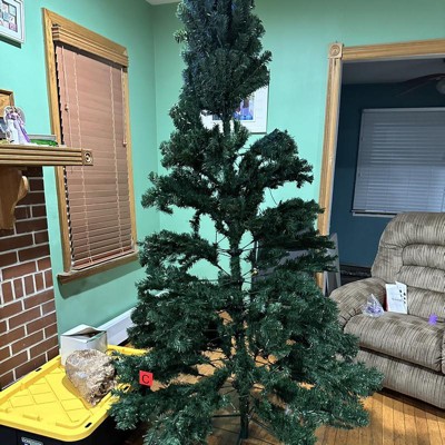 This Fake Christmas Tree Is Beautiful, Simple, and a Great Value. It's Been  Our Pick Since 2016.