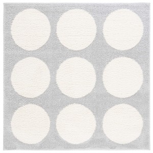 Norway NOR208 Power Loomed Area Rug - Safavieh - 1 of 4