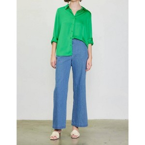 Women's Classic Button Down Top - SKIES ARE BLUE - 1 of 4
