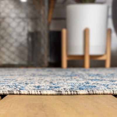 Rozetta Gray and Navy Medallion 5' Square Indoor/Outdoor Rug