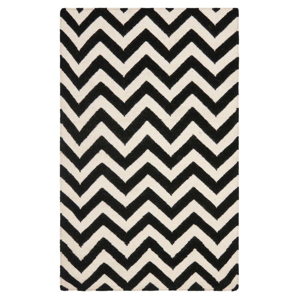 Suri Dhurry Rug - Black/Ivory (3'x5') - Safavieh
