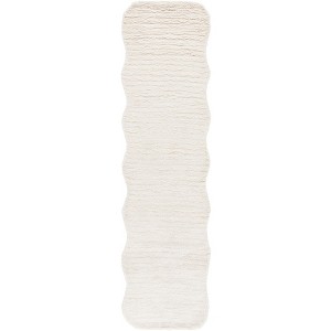 Vermont Scalloped VRM213 Hand Tufted Indoor Rugs - Safavieh - 1 of 4