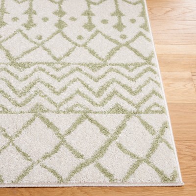 Ivory and Sage 6' x 9' Hand-knotted Synthetic Oriental Rug