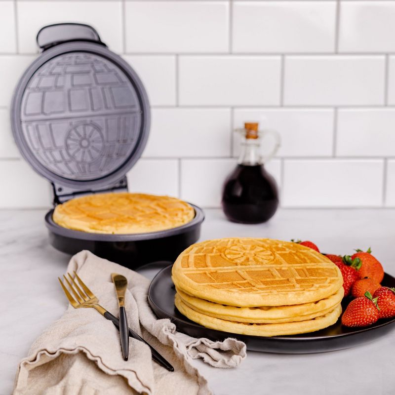 Uncanny Brands Star Wars Halo Death Star Waffle Maker, 4 of 8