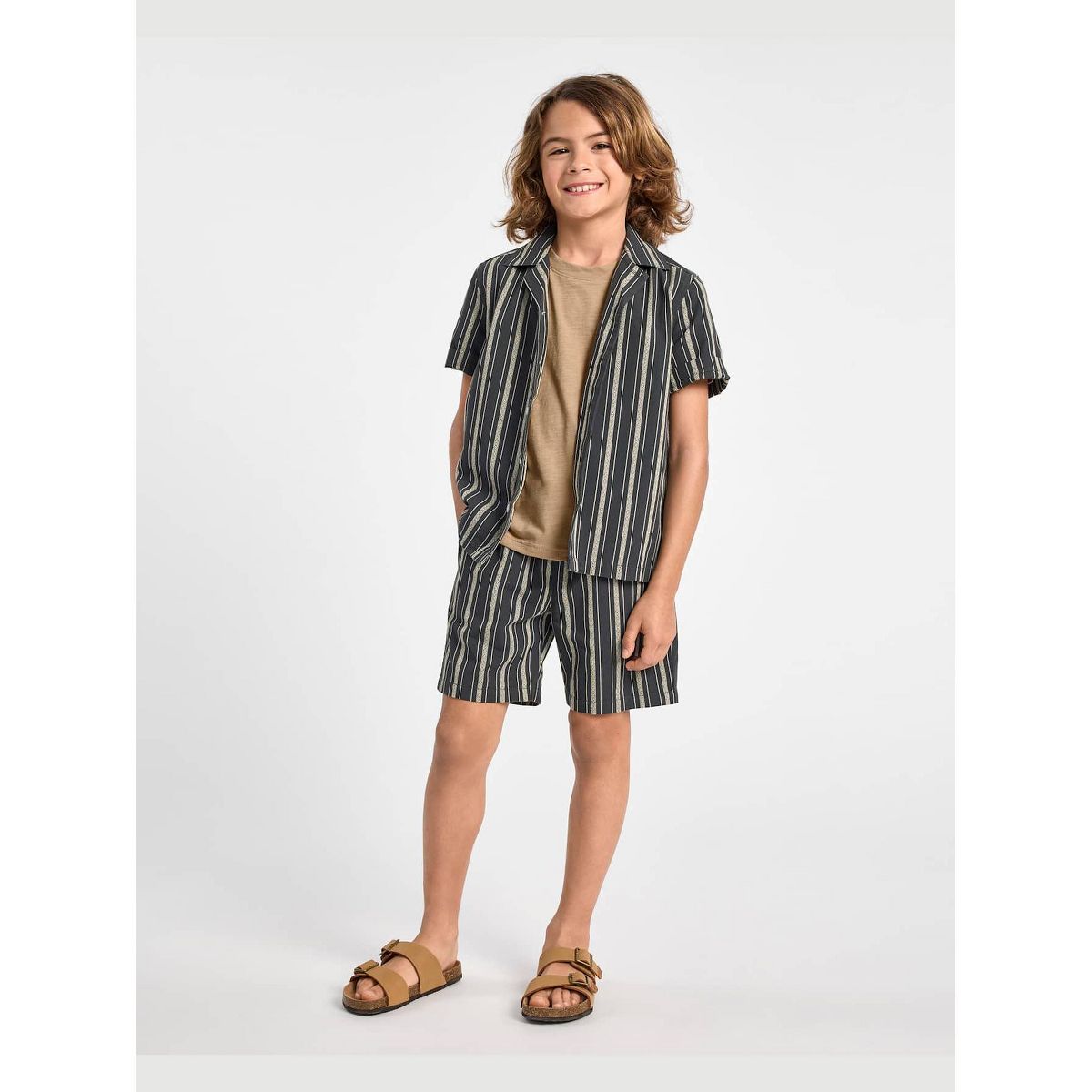 The Children's Place Boys Short Sleeve Embroidered Textured Button Up Shirt - thumbnail 6
