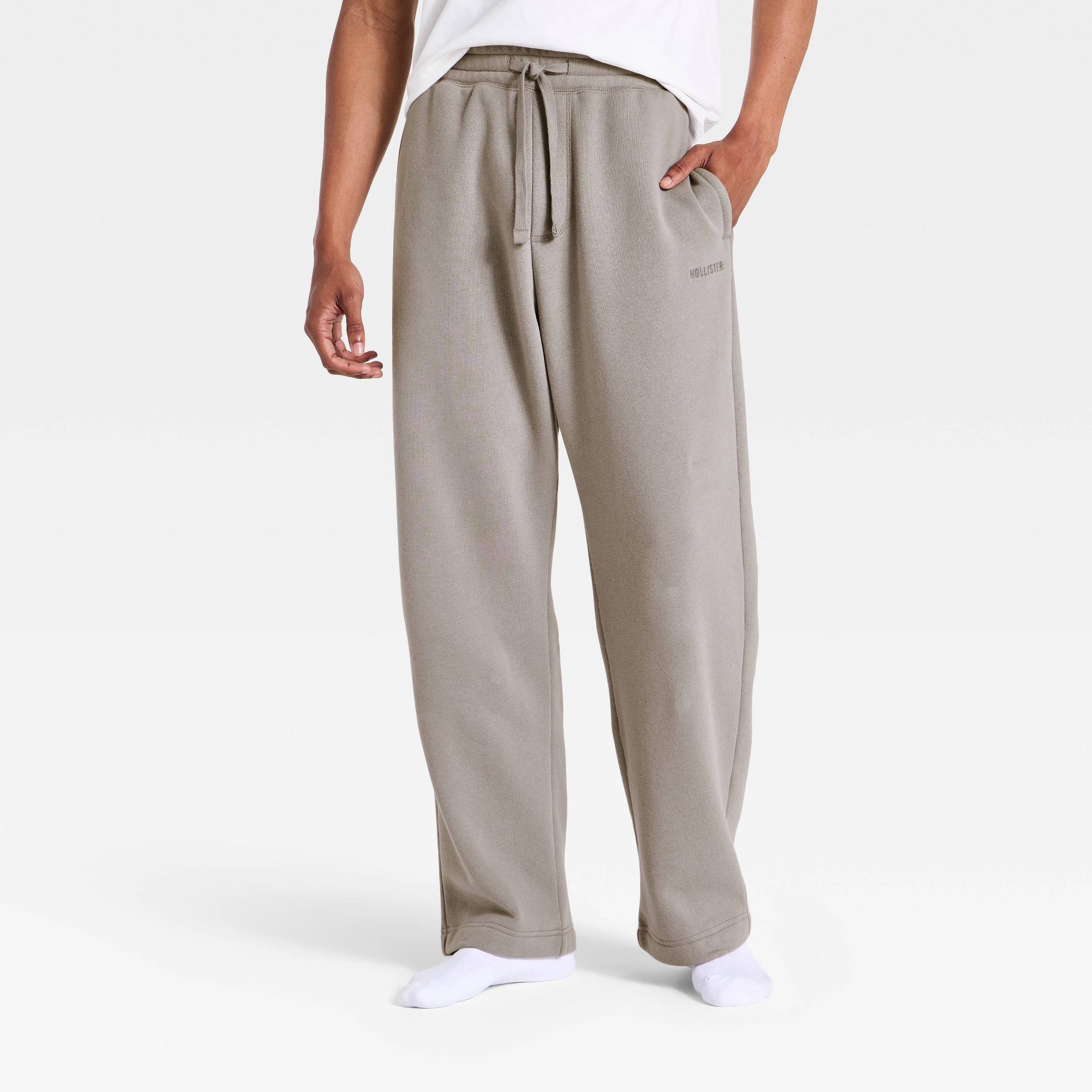 Men's Fleece Sweatpants - Gray M The Hollister Collection at Target